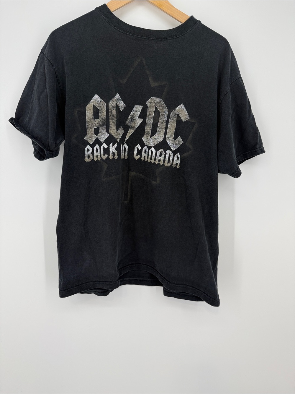 AC/DC Back In Canada Black Graphic Tee - Size Large